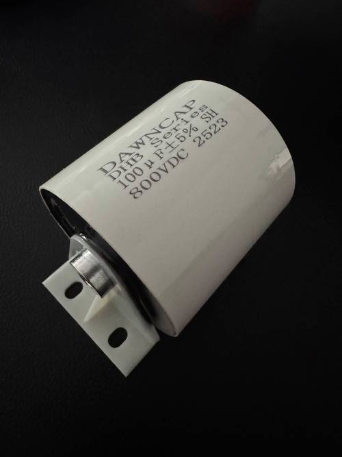 产品,还能根据客户的特定要求进行定制,这种灵活性使得其电容器能够在